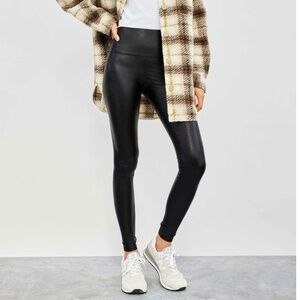 Aritzia | Wilfred Free Daria Pant/Legging